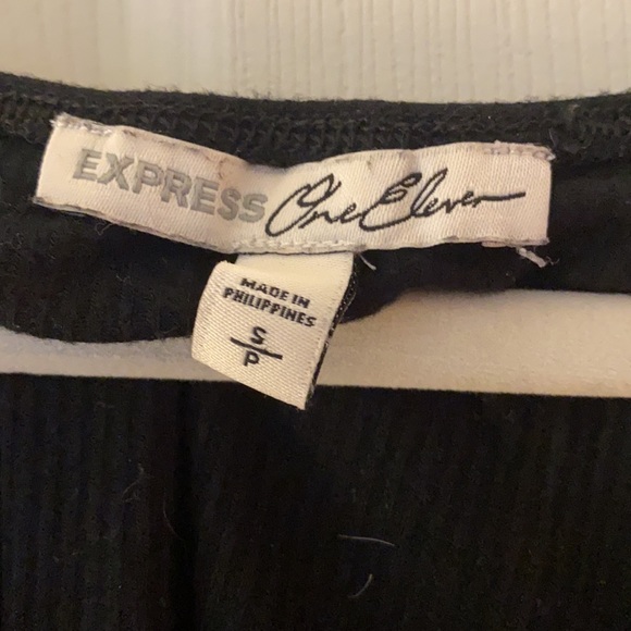 Black 3/4 sleeve bodysuit with brown buttons - Picture 2 of 2